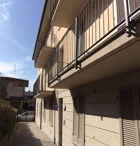 3-room flat in Via Emiliani, Merone - Photo 1