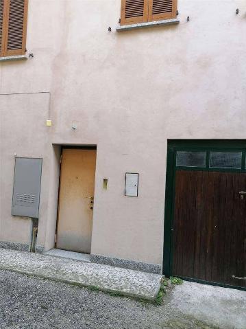 2-room flat, Albese con Cassano - Photo 1