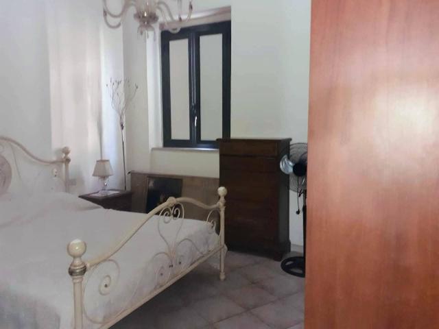 Detached house in Via Ruggero I, Giarre - Photo 1