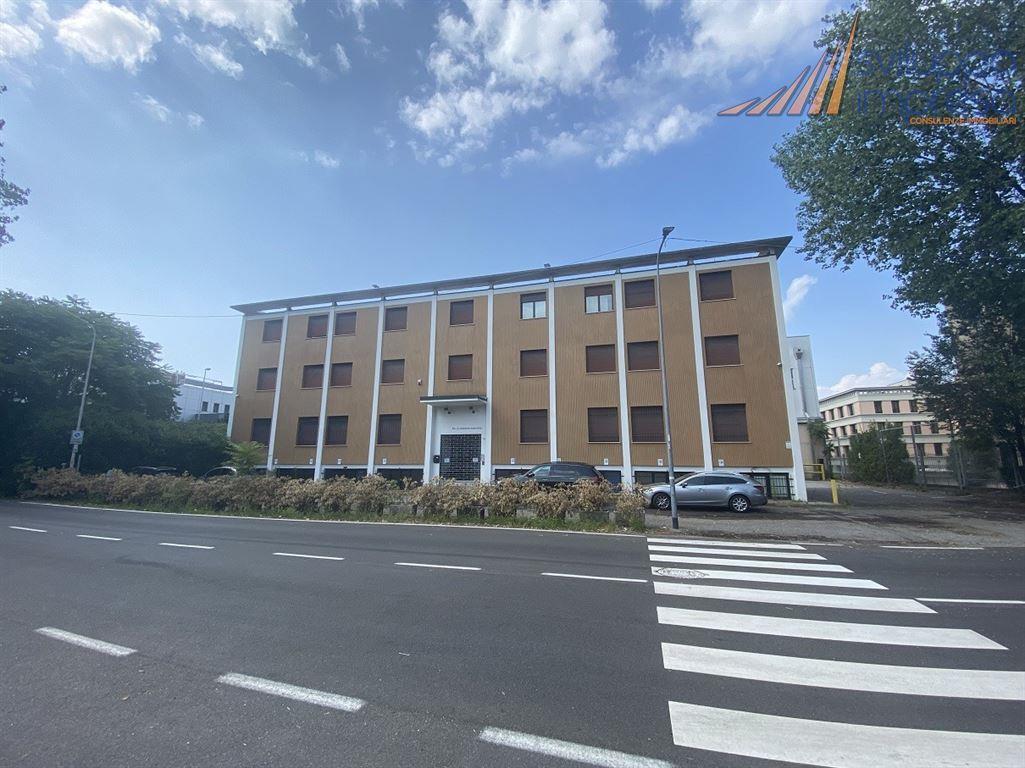 Ufficio in Via Lavoratori 131, Cinisello Balsamo, {3} - Foto 1