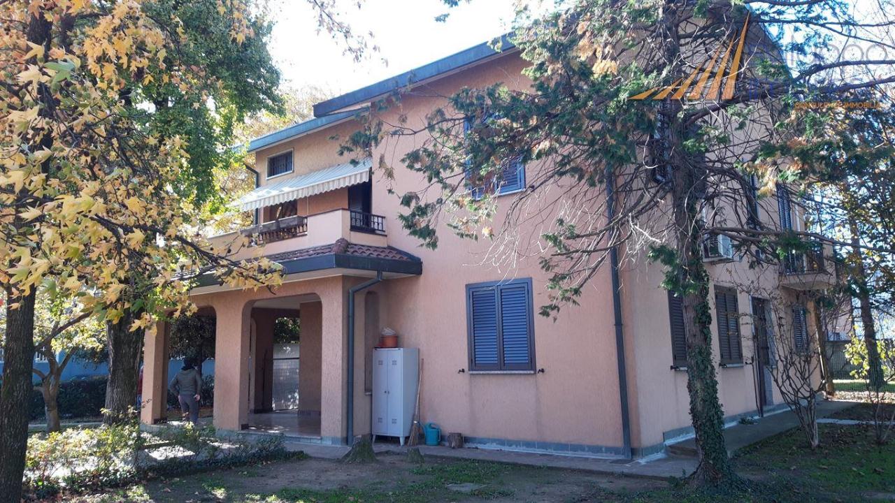 Capannone in Via Marconi, Pessano Con Bornago, {3} - Foto 1