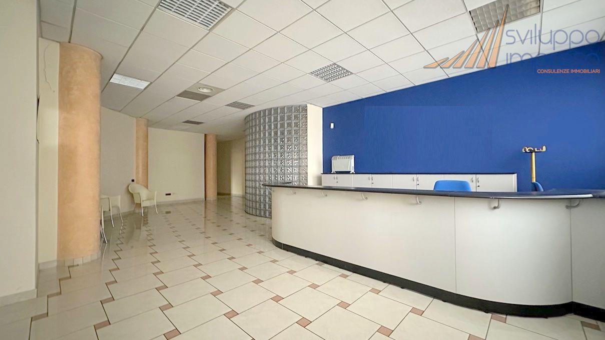 Ufficio in Via Matteotti 66, Cinisello Balsamo, {3} - Foto 2