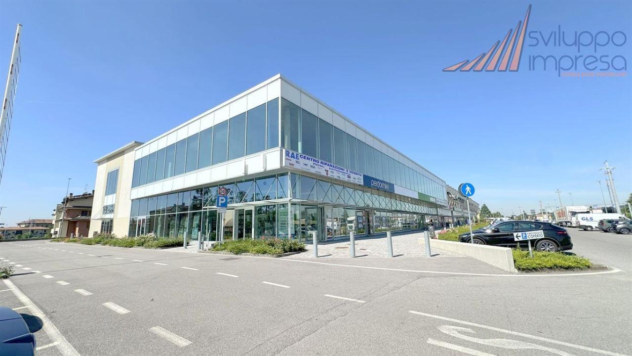 Ufficio in Via del Commercio 22, Busnago, {3} - Foto 1