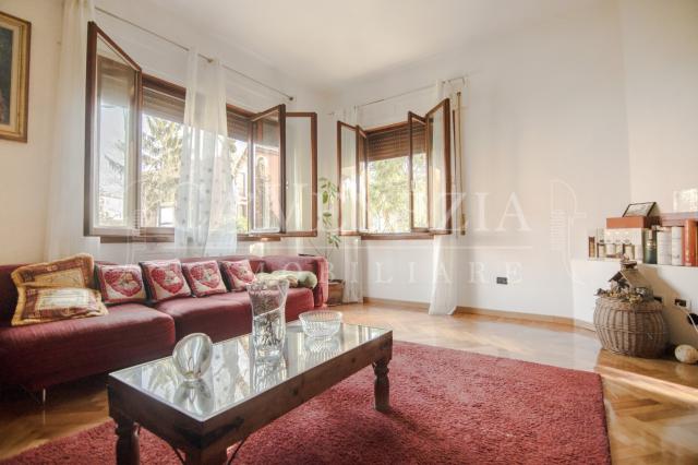 4-room flat, Venezia - Photo 1