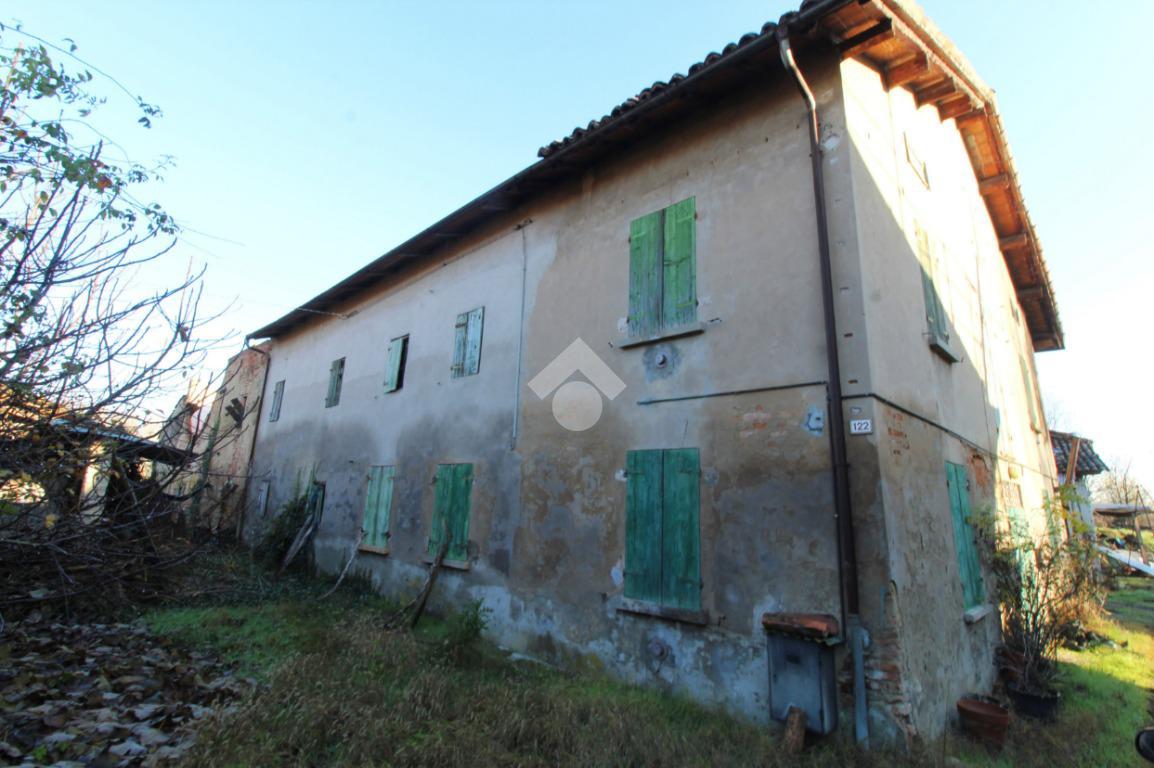 Casa indipendente in vendita a Cadelbosco Di Sopra