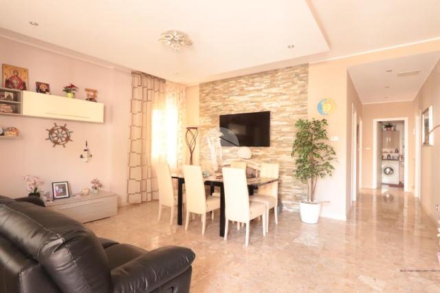 3-room flat in Via l'Aquila 55, Montesilvano - Photo 1