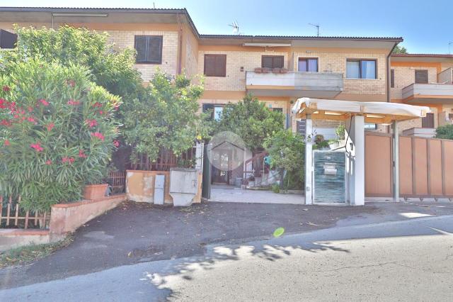 Detached house in Via Giotto 43, Spoltore - Photo 1