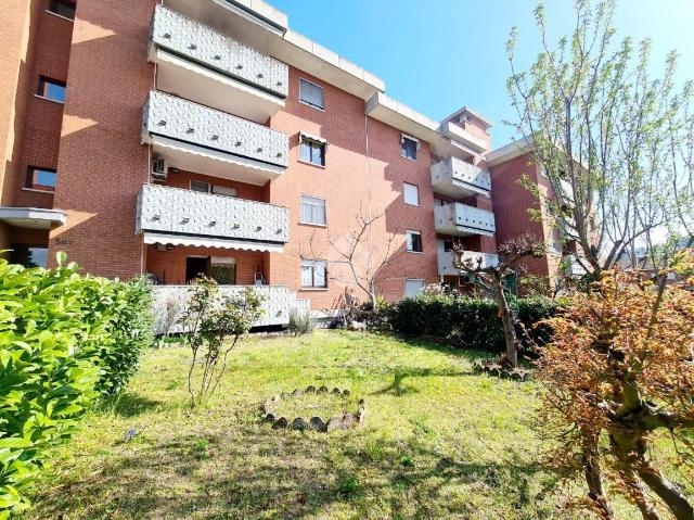 4-room flat in Strada Bussolino 56, Gassino Torinese - Photo 1