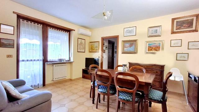 Vierzimmerwohnung in Strada Bussolino 56, Gassino Torinese - Foto 1