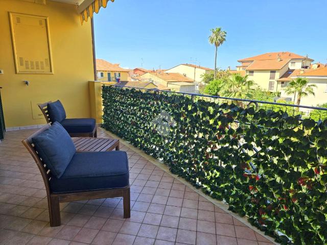 3-room flat in Via Giardino 5, Riva Ligure - Photo 1