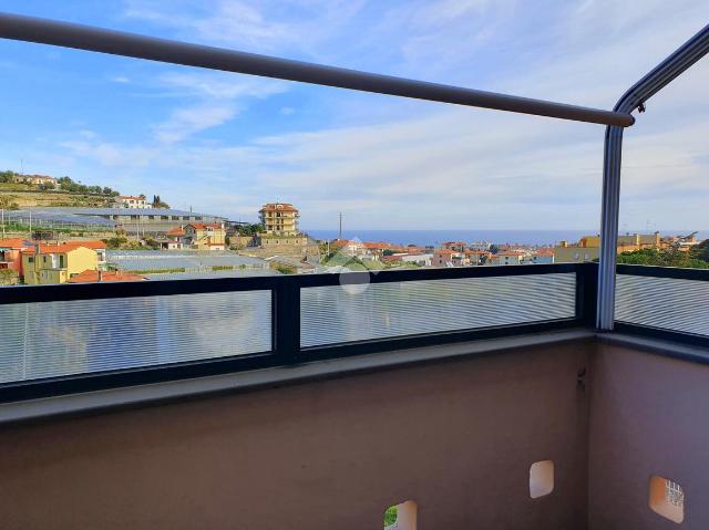 2-room flat in Via Vergere 1, Riva Ligure - Photo 1