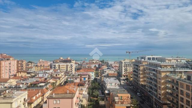 4-room flat in {3}, Viale Alcide De Gasperi 88 - Photo 1