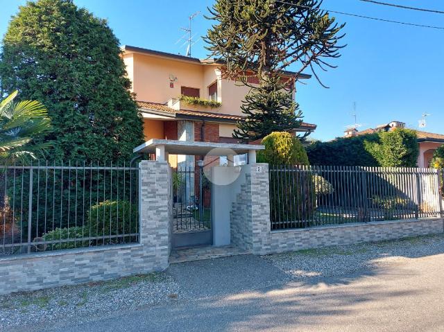 Villa in Via a. Mantegna 3, Inveruno - Foto 1