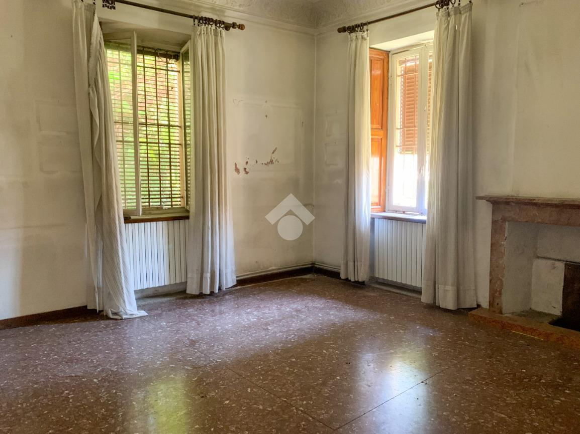 Palazzina commerciale in Via Marengo 47, Chiari, {3} - Foto 2