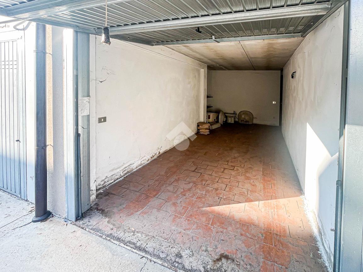 Magazzino in Via Padre Giovanni Battista Piamarta 9, Pompiano, {3} - Foto 1