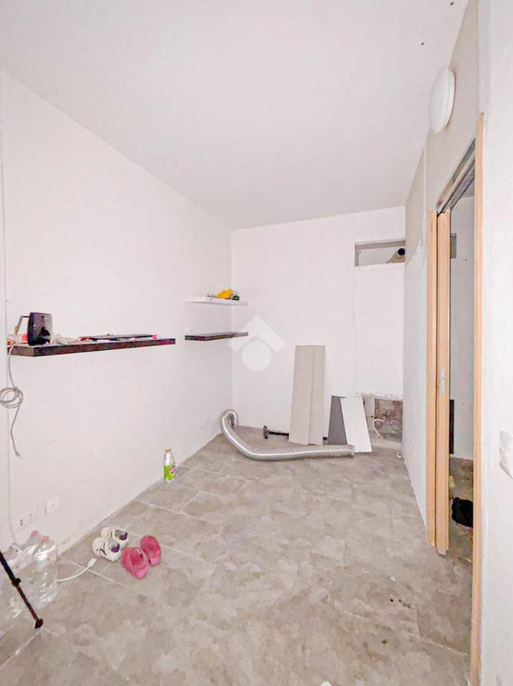Negozio in Via Giuseppe Zanardelli, Palazzolo Sull'Oglio, {3} - Foto 1