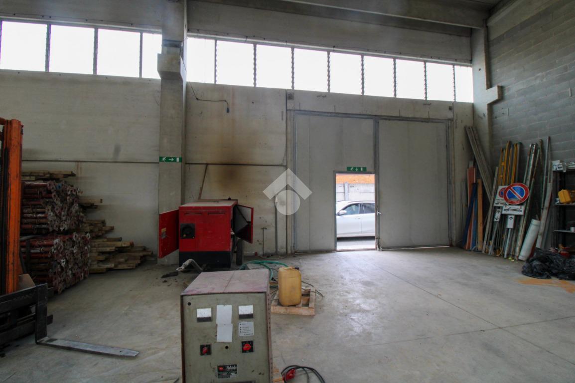 Capannone in Via G. Matteotti, Castelcovati, {3} - Foto 2