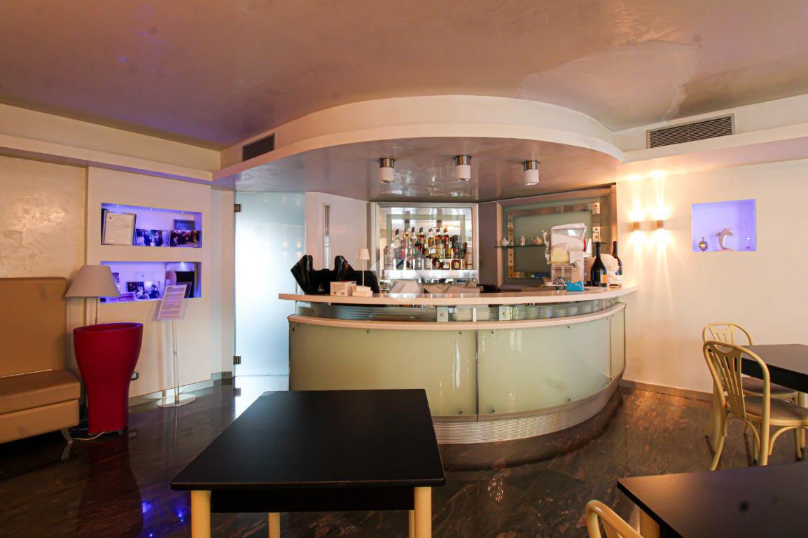 Palazzina commerciale in Via Lonato 2, Orzinuovi, {3} - Foto 2