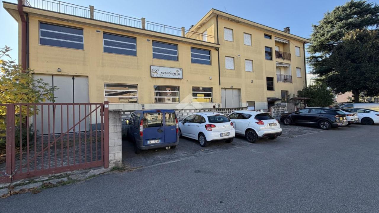 Capannone in Via Fermi 5, Paderno Dugnano, {3} - Foto 2
