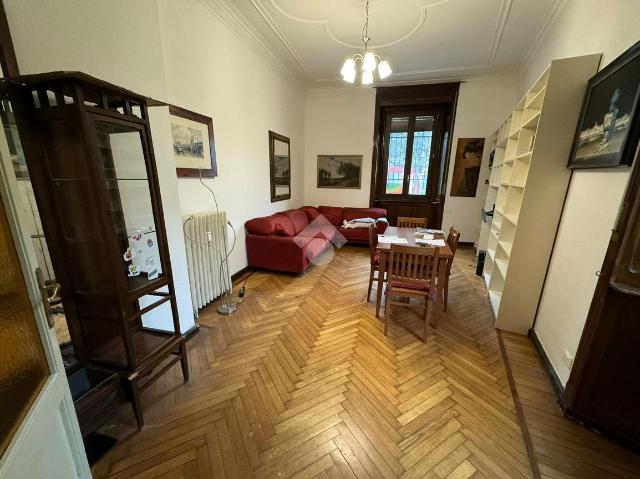 2-room flat in {3}, Piazzale della Stazione 8 - Photo 1