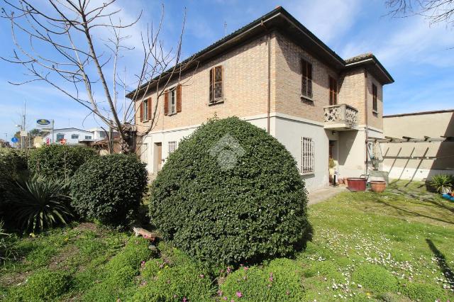 Detached house in {3}, Via Emilia Levante 310 - Photo 1