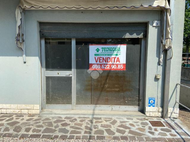 Negozio in Via Mare Ligure 1, Carpi - Foto 1