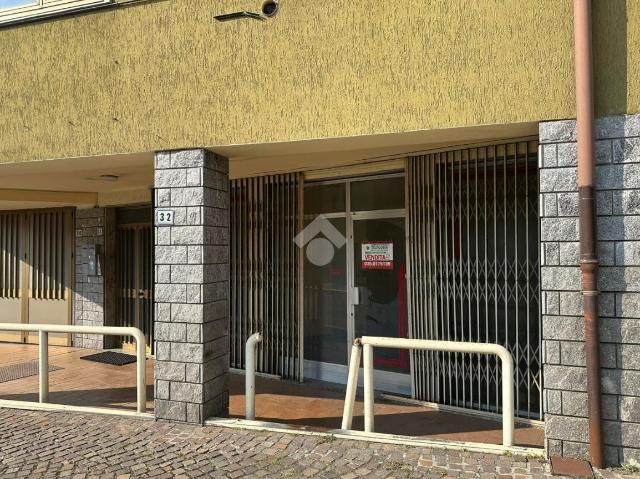 Geschäft in {3}, Piazza Umberto 28 - Foto 1