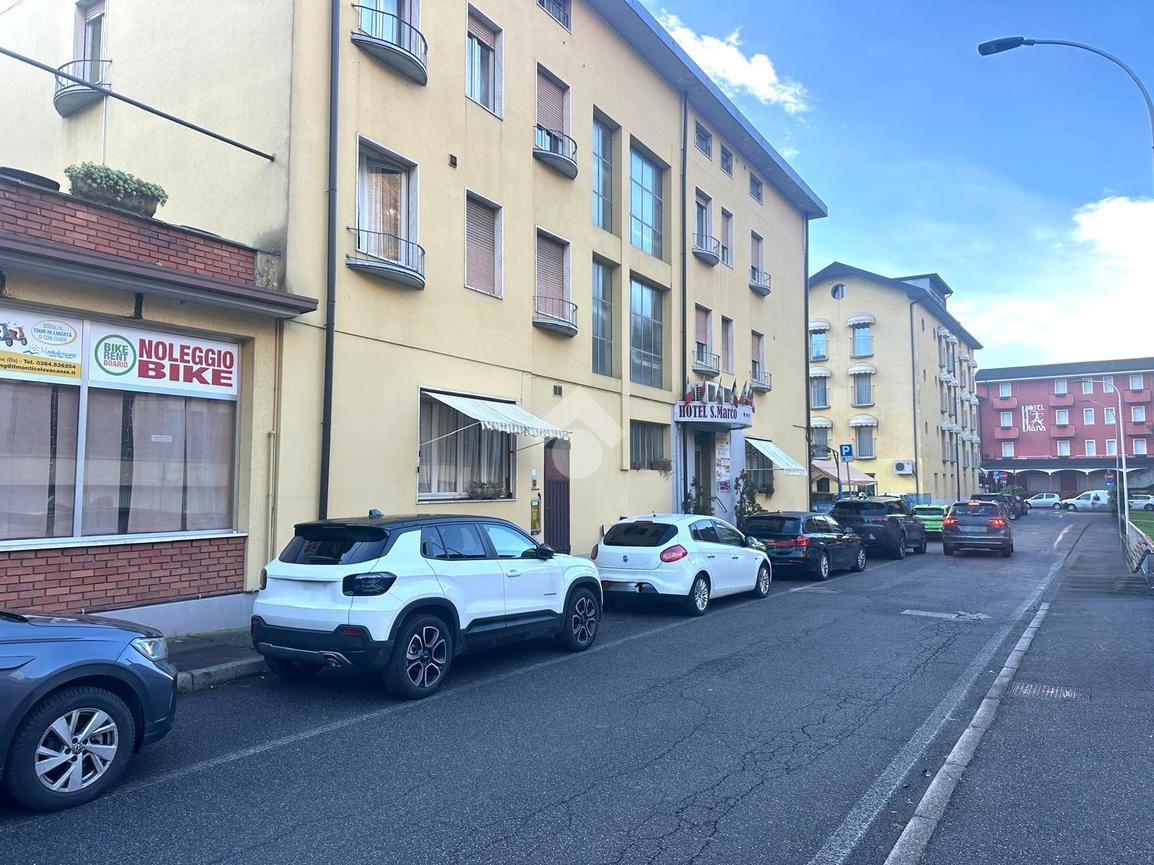 Negozio in Via Don G. Turla 4, Darfo Boario Terme, {3} - Foto 2