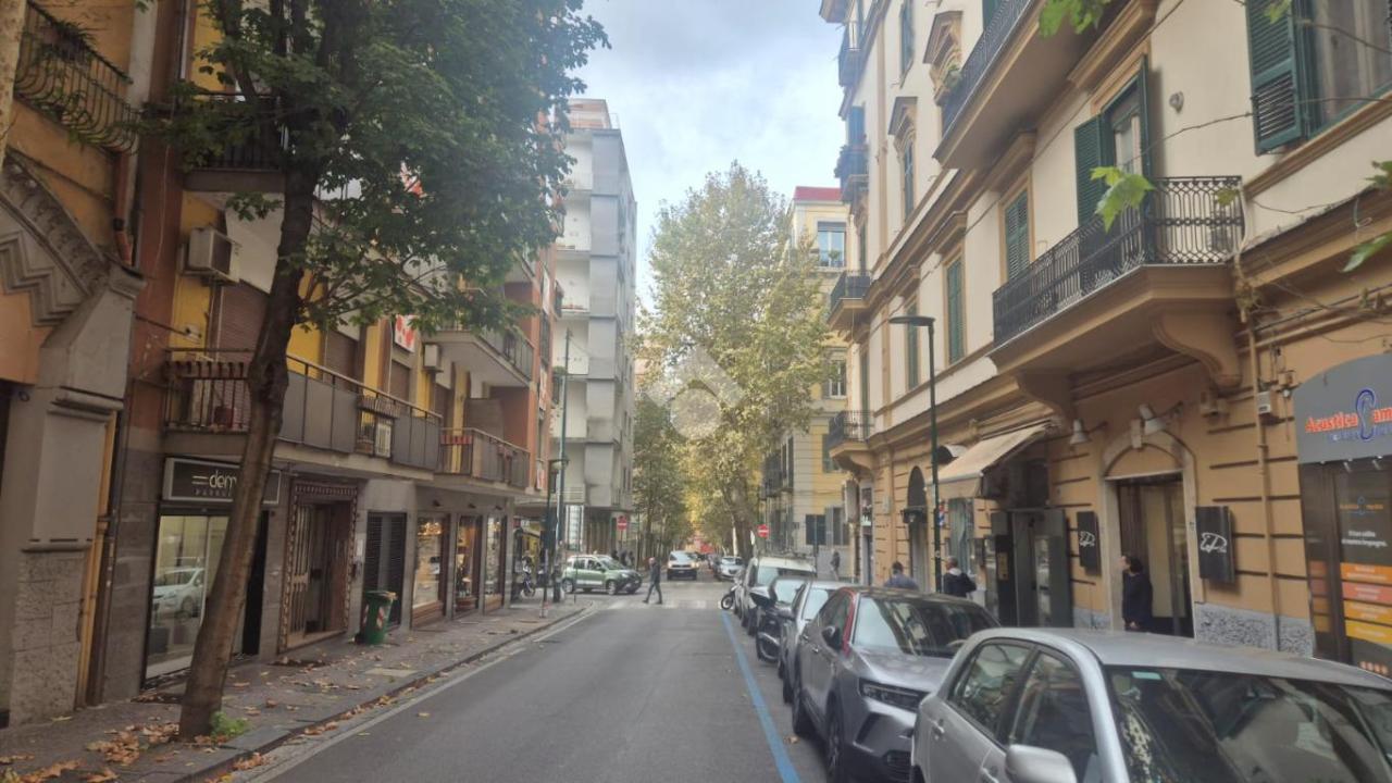 Negozio in Via Domenico Cimarosa 158, Napoli, {3} - Foto 1
