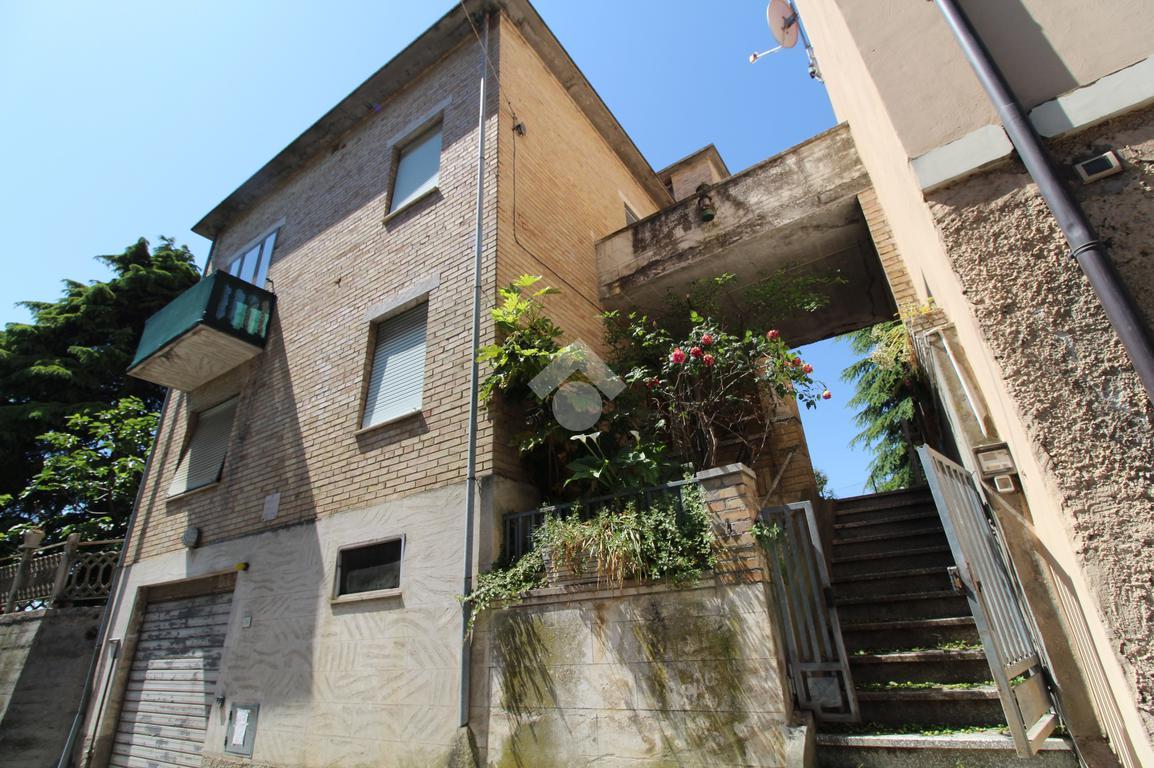 Casa indipendente in vendita a Acquaviva Picena