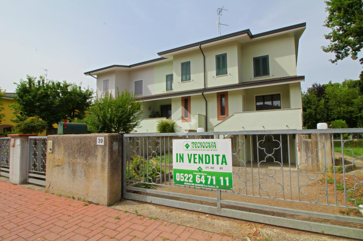 Villa a schiera in vendita a Reggiolo