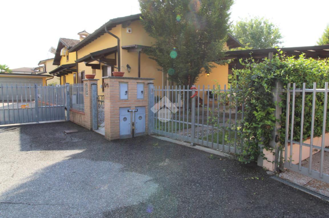 Villa in vendita a Palazzo Pignano