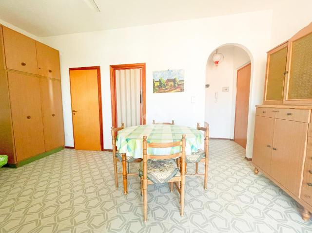 One-room flat in Via Filippo Turati, Campomarino - Photo 1