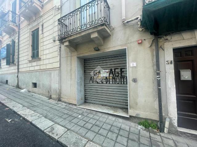 Negozio in Via Cattolica dei Greci 36, Reggio di Calabria - Foto 1