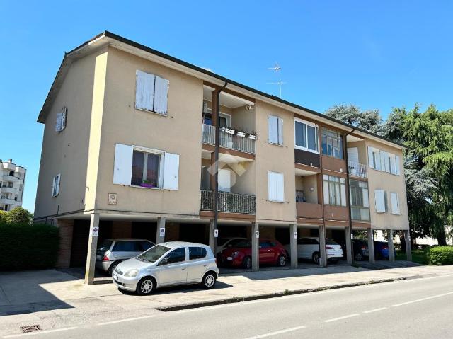 Apartament in Via Pietro Damini 5, Castelfranco Veneto - Photo 1