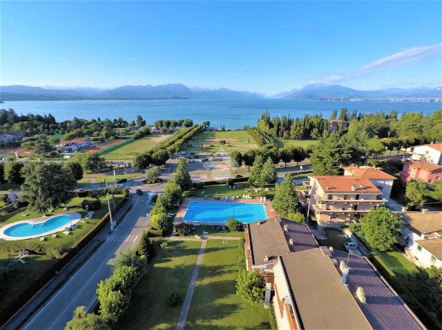 Bilocale in Res. Spiaggia d'Oro 9, Desenzano del Garda - Foto 1