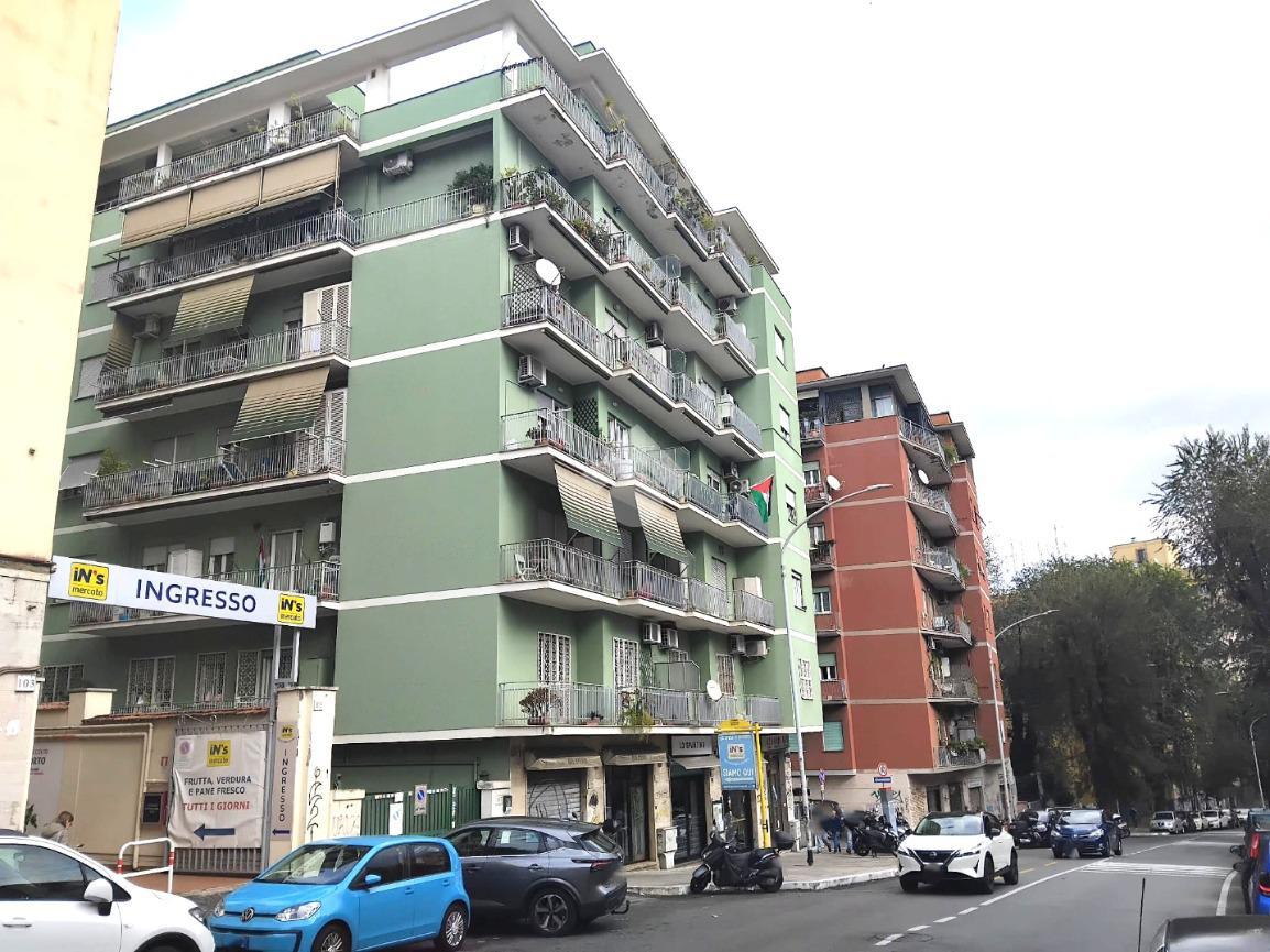 Negozio in Via Federico Ozanam 109, Roma, {3} - Foto 1
