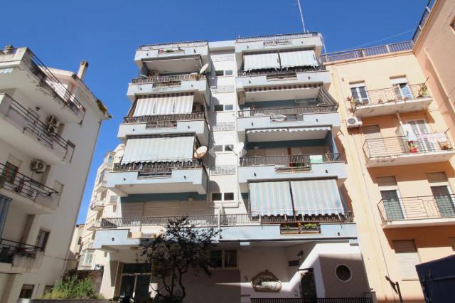 2-room flat in Via Alghero 69, Sassari - Photo 1