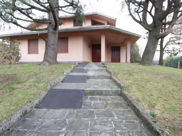 Mansion in Via Alfonso Lamarmora 10, Cerro Maggiore - Photo 1