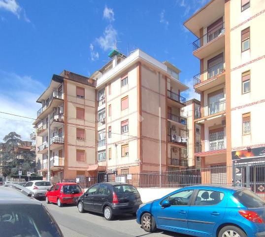 2-room flat in Via Madonna di Fatima 44, Gravina di Catania - Photo 1