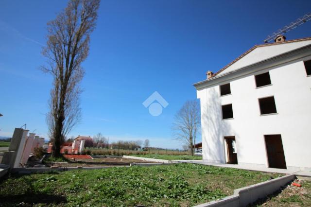 Mansion in Via Mario Mazzoni 127, Anzola dell'Emilia - Photo 1