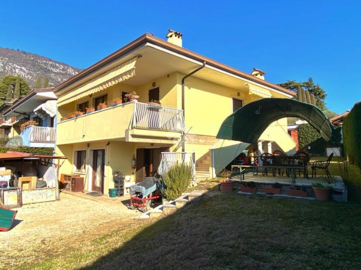 Villa in vendita a Caprino Veronese