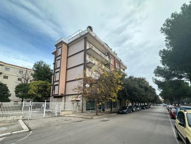 Wohnung in {3}, Viale Primo Maggio 2 - Foto 1