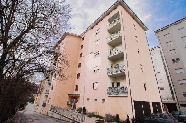 Vierzimmerwohnung in Via Monte Rotondo 8, L'Aquila - Foto 1