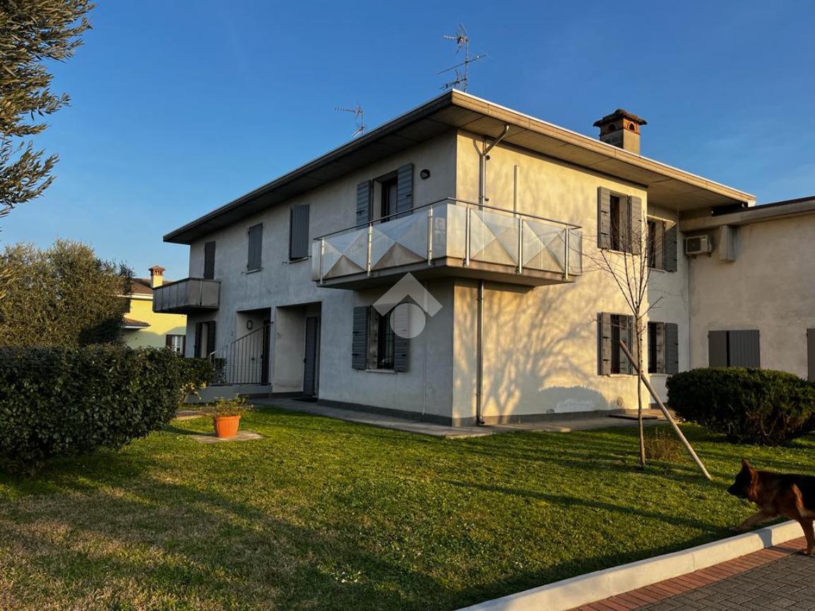 Villa in vendita a Pegognaga