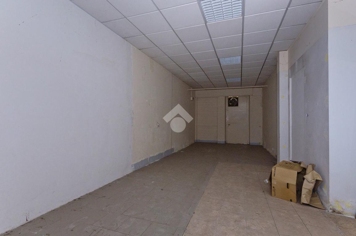 Negozio in Via Chieri 11, Andezeno, {3} - Foto 2