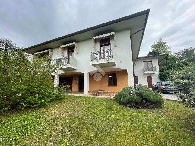 Villa in Via Generale Lavoro, Conegliano - Foto 1