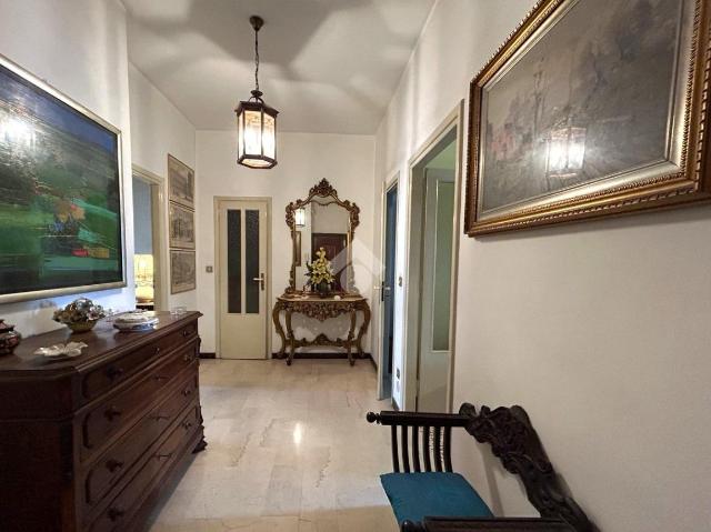 main gallery real estate image