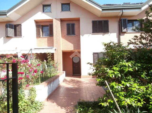 Terraced house in Via Monte Amiata 41, Rozzano - Photo 1