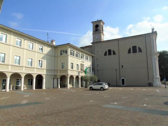 Negozio in {3}, Piazza Manzoni 15 - Foto 1